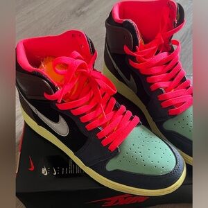 Jordan 1 Retro High Tokyo Bio Hack Great Condition